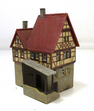 Fertigmodell N Kibri [1] Altstadthaus Fachwerkhaus