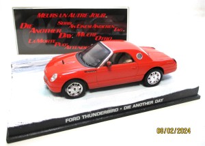 Modellauto 1:43 GE Fabbri James Bond 007 Ford Thunderbird OVP (1007h)