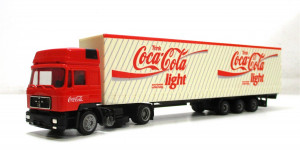 Modellauto H0 LKW Albedo MAN Sattelzug Schiebeplane Coca-Cola