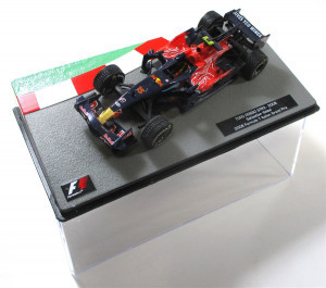 Modellauto 1:43 Panini Formula 1 Rennwagen Toro Vettel OVP (127h)