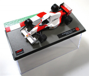 Modellauto 1:43 Panini Formula 1 Rennwagen McLaren Senna OVP (132h)