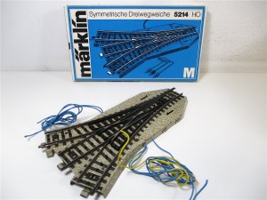 Märklin H0 5214 M-Gleis Dreiwegweiche OVP (79k)