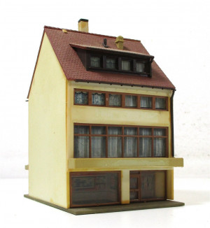 Fertigmodell Spur N Kibri Stadthaus Geschäftshaus (HN-1050h)