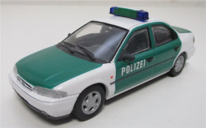 Modellauto 1:43 Minichamps 430082090 Ford Mondeo Polizei ohne OVP (5129h)
