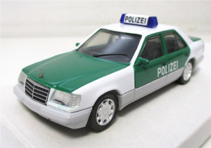 Modellauto 1:43 Herpa 070195 MB E320 Lim. Polizei OVP (5132h)