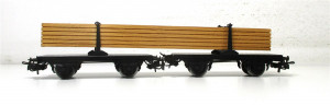 Märklin H0 4665 Zwei Drehschemelwagen mit Holz Ladung OVP (1194H)