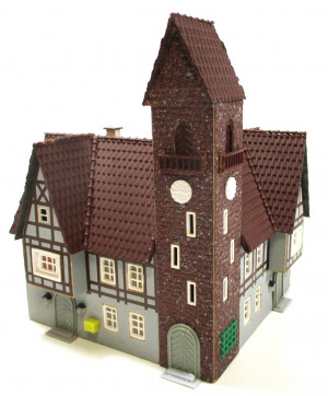 Fertigmodell TT Altstadthaus Eckhaus mit Turm (H0-0054h)