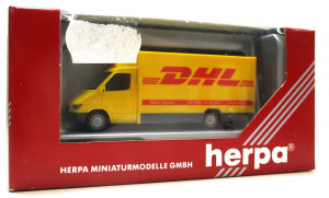 Modellauto H0 1/87 Herpa 046114 MB Sprinter Koffer DHL