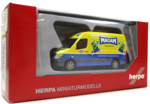 Modellauto H0 1/87 Herpa 047722 MB Sprinter 06 Kasten HD Maoam