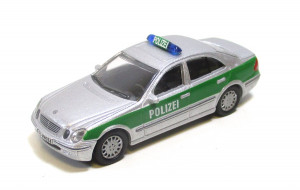 Schuco H0 1/87 Mercedes Benz W204 Polizei grün/silbern o. OVP (119/6)