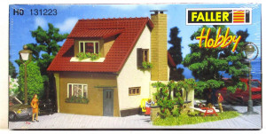 Spur H0 Faller 131220 "Hobby" Einfamilienhaus  (4962h)