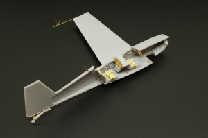 Brengun 1:72 BRL72200 Extra EA-300L-330LC (Brengun kit)