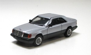 Automodell H0 1/87 Herpa PKW Mercedes-Benz 300 CE (22/71)
