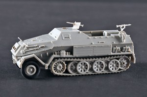 Trumpeter 1:72 7404 Sd.Kfz.8 Gepanzerte 12t