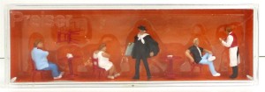 Spur H0 Preiser 10368 Figuren Touristen Kellner Kunstmaler  OVP (5914K)