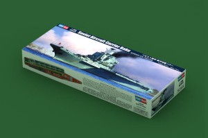 Hobby Boss 1:700 83416 Soviet Aircraft Carrier Baku