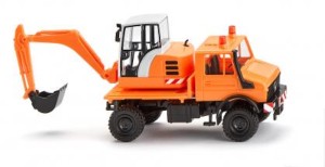 *Wiking 064704 Unimog mit Bagger - kommunalorange Spur H0 1:87