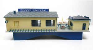 Spur H0 Faller? Fertiggebäudekomplex "Beheiztes Schwimmbad"