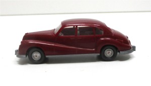 Wiking H0 1/87 BME`W 501 bordeauxrot PKW-Modell o. OVP  (75-13)