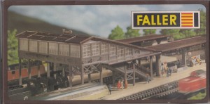 Spur N Faller 2125 222153 Bahnsteigbrücke Radolfzell  Bausatz  (2788k)
