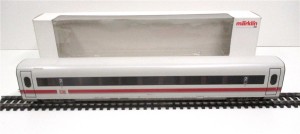 Spur H0 Märklin 43741 ICE-Großraumwagen 2.KL DB OVP (132k)