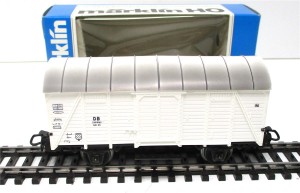 Märklin H0 4410 gedeckter Güterwagen weiß DB OVP (1144k)