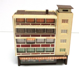 Spur N  Fertigmodell Stadthaus von Kibri