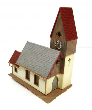Spur H0 Fertigmodell kleine Kirche (H0-100C)