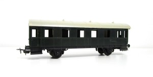 Spur H0 Piko Personenwagen (205B)