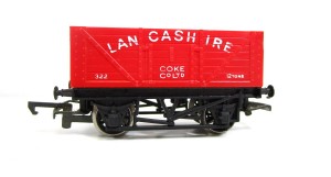 Spur H0 1/87 Hornby Railways R100 LANCASHIRE 322 Coke Co Ltd. (5069C)