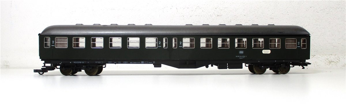 Roco H0 4242 Mitteleinstiegswagen 2.KL 50 80 21-11 247-5 DB (5056F)